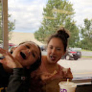 Meet your Posher, Reagan